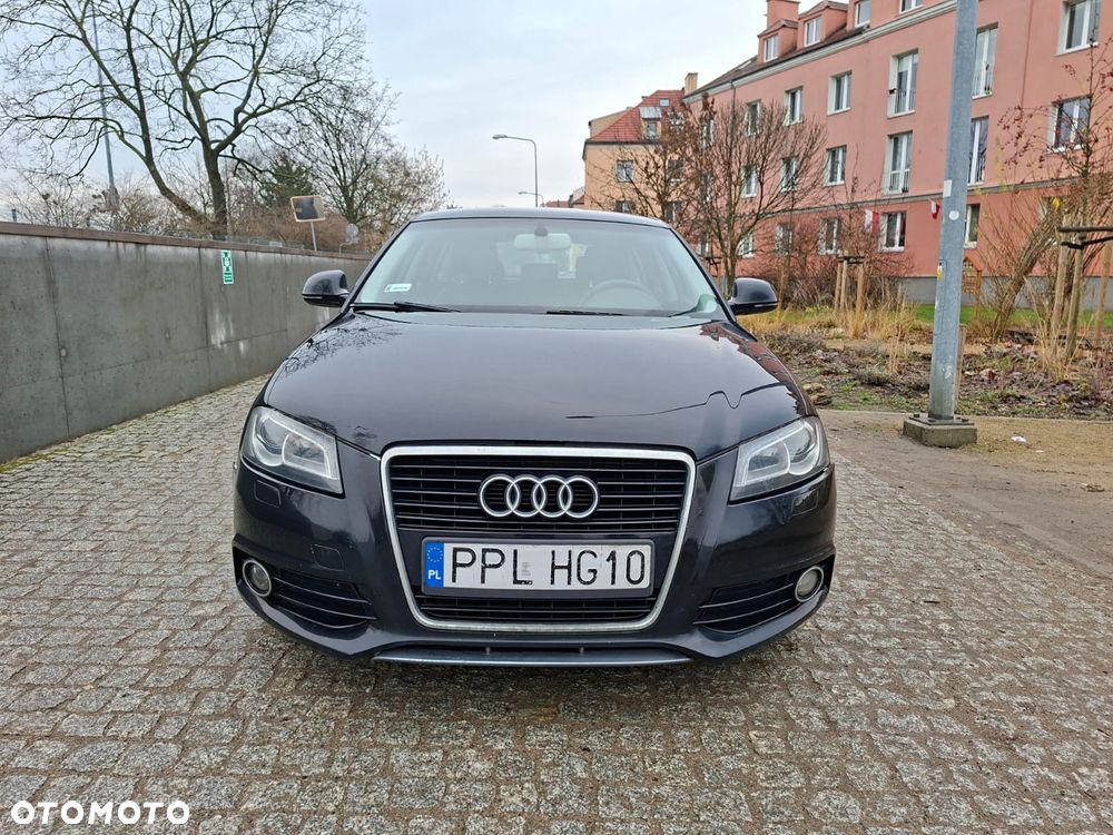 Audi A3 Sportback - 8