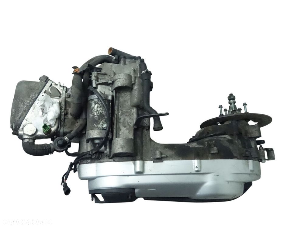 Silnik gotowy do montażu Piaggio Mp3 Satelis 400 m747m - 2