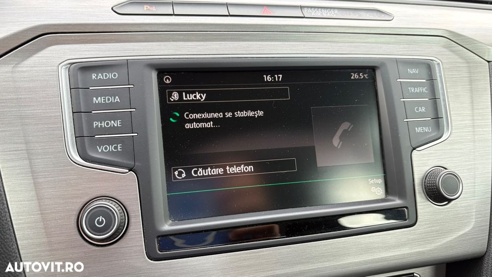 Volkswagen Passat - 19
