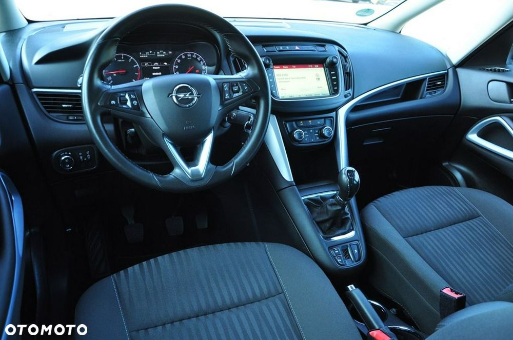 Opel Zafira - 37