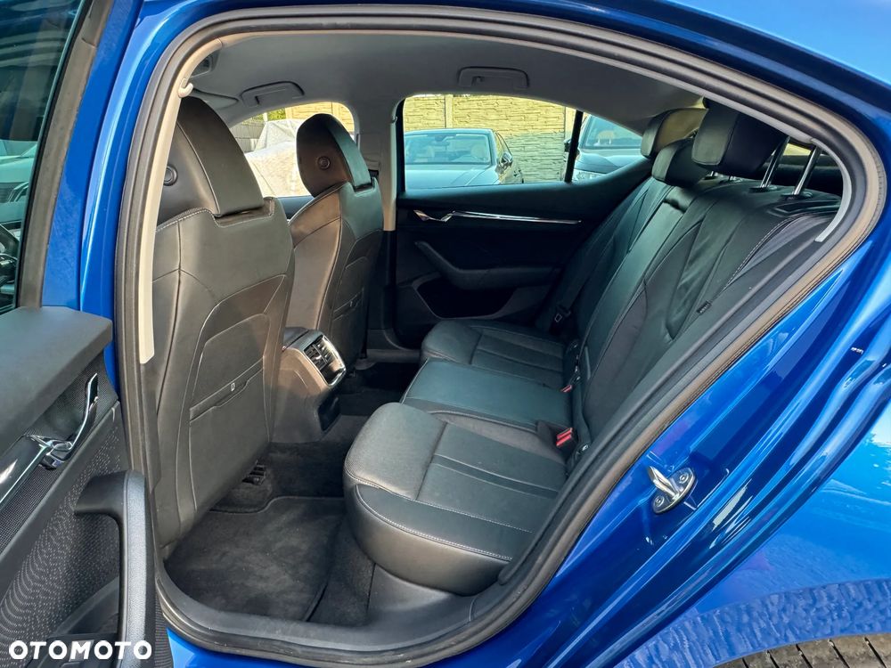 Skoda Octavia 2.0 TDI DSG Exclusive - 29