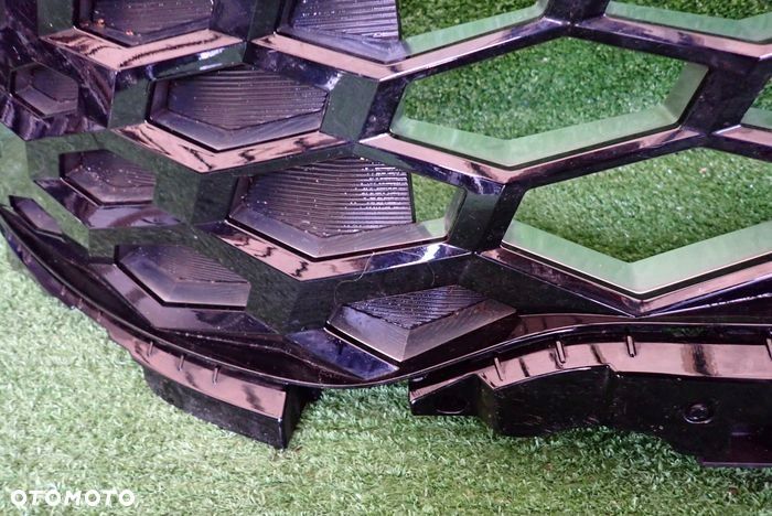 KIA SPORTAGE V GT LINE 21- atrapa grill pod kamerę - 8