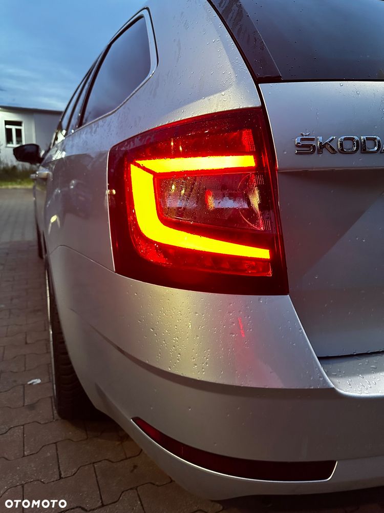 Skoda Octavia 2.0 TDI 4x4 DSG Style - 17