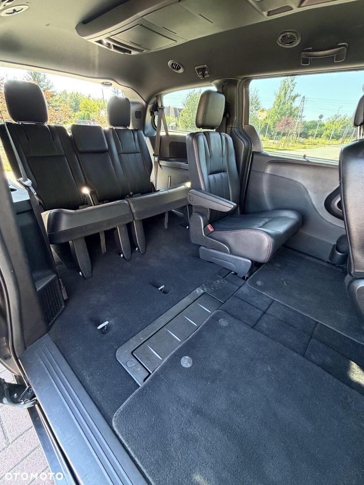 Dodge Grand Caravan 3.6 Express - 35