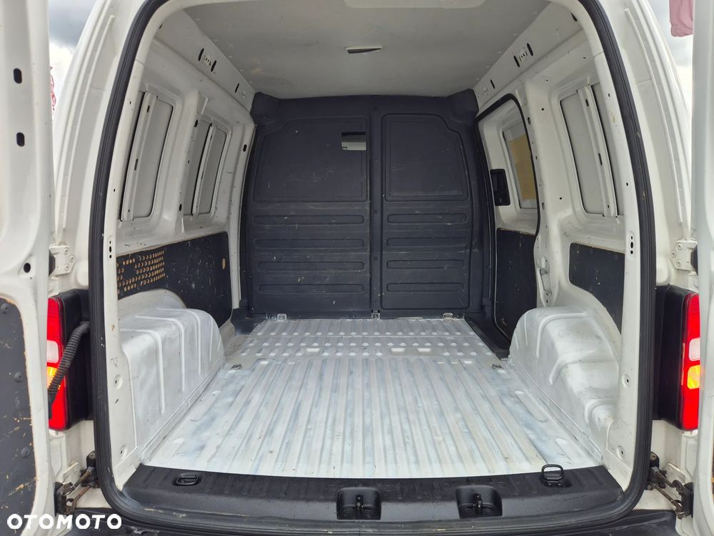Volkswagen Caddy - 29