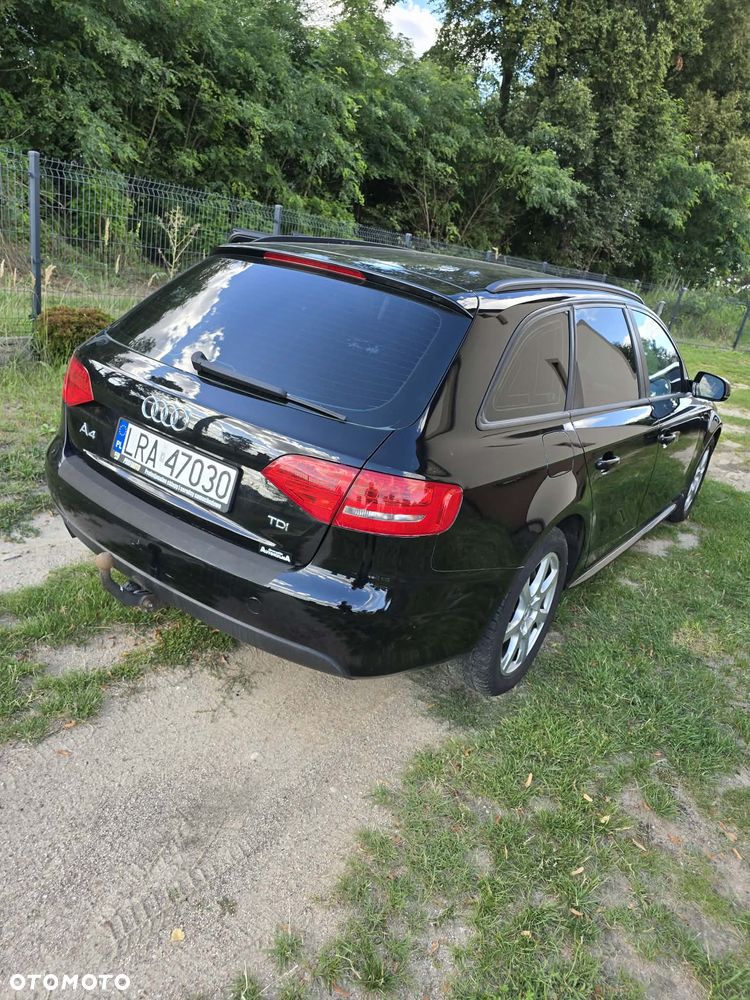 Audi A4 Avant - 6