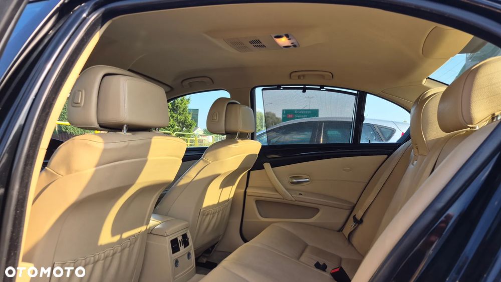 BMW Seria 5 520d - 9