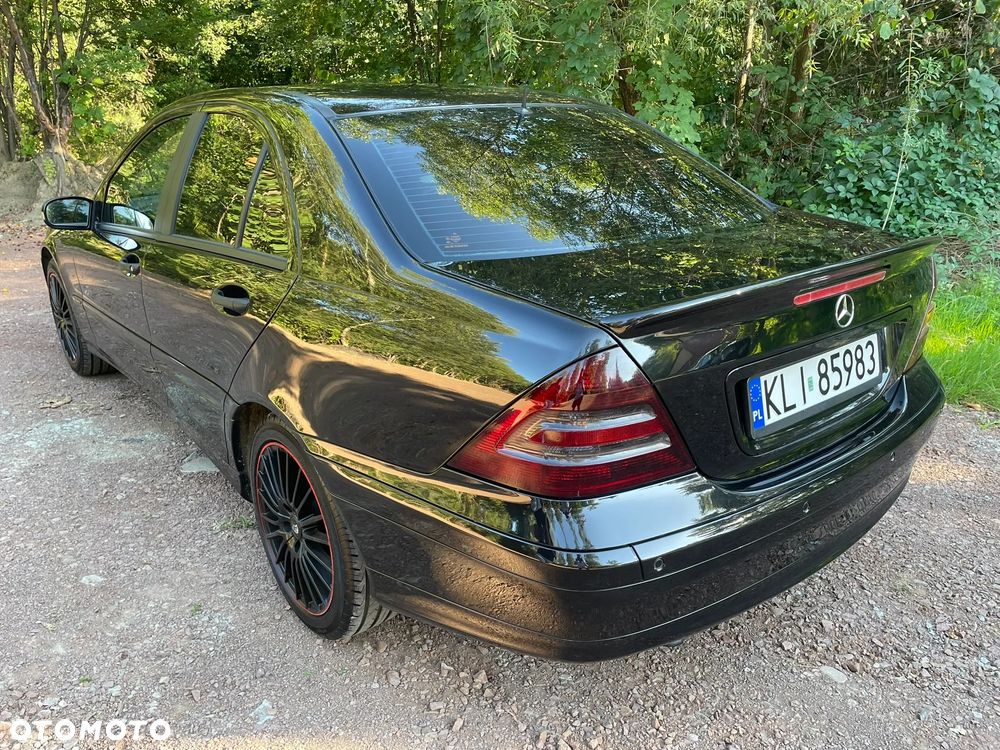 Mercedes-Benz Klasa C 200 CDI Sport Edition - 18
