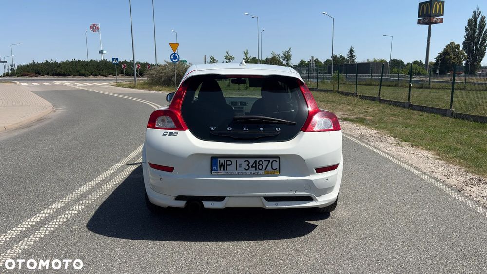 Volvo C30 D2 R-Design - 5