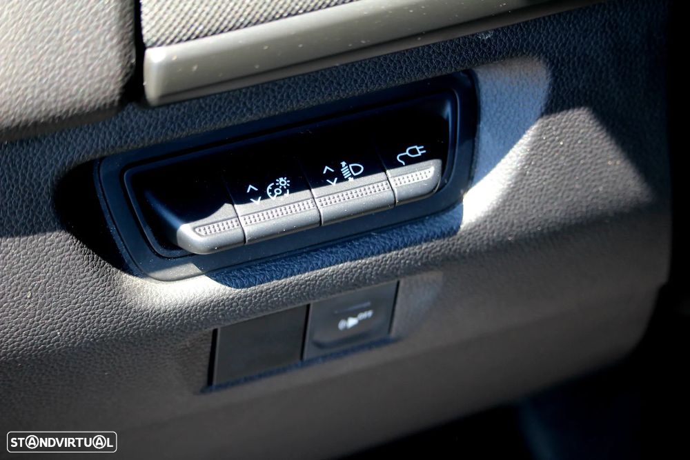 Renault Zoe (c/ Bateria) Zen 50 - 16