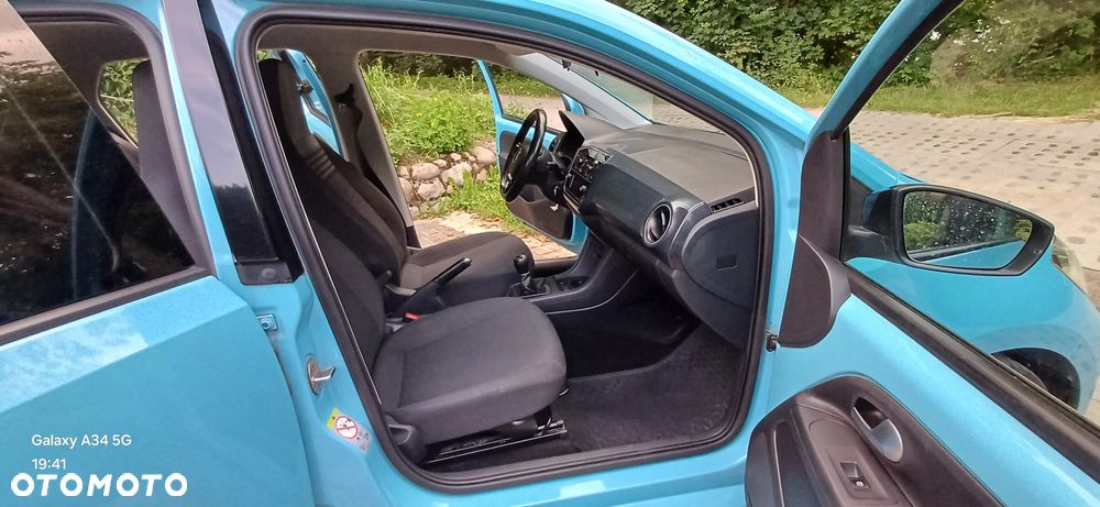 Volkswagen up! 1.0 Black Style - 18