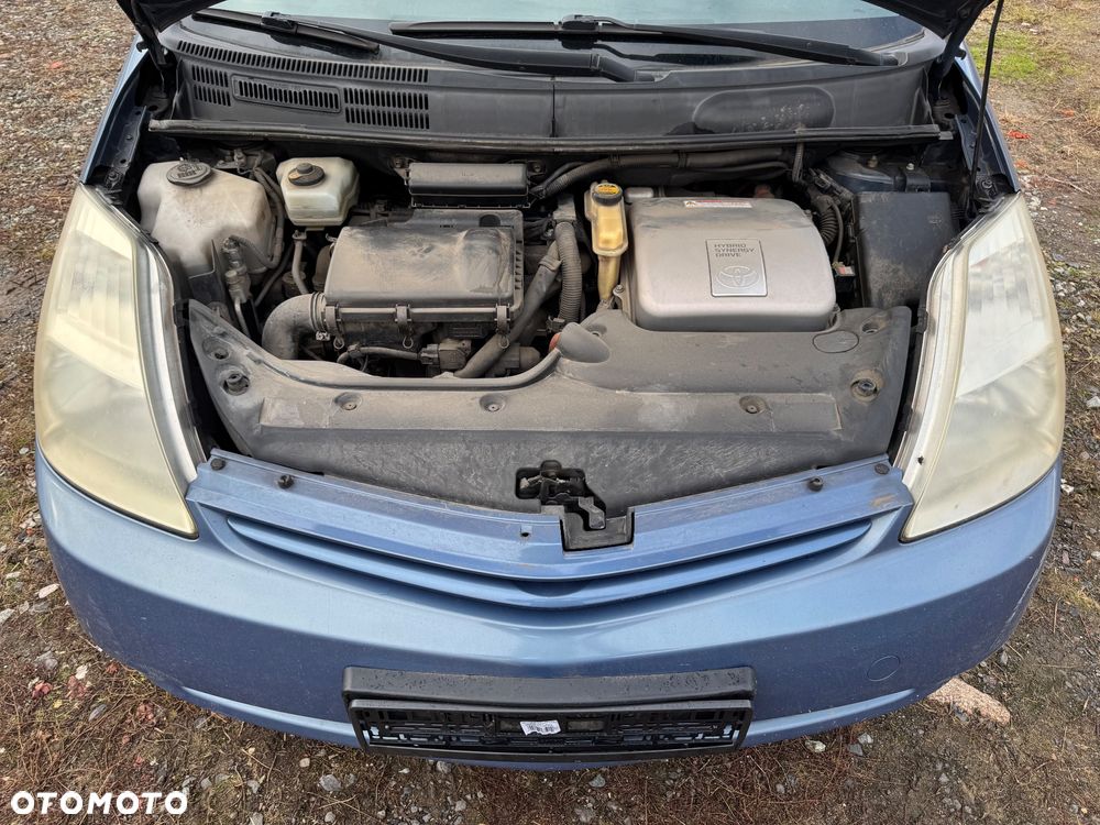 Toyota Prius 1.5 VVT-i Prestige - 11