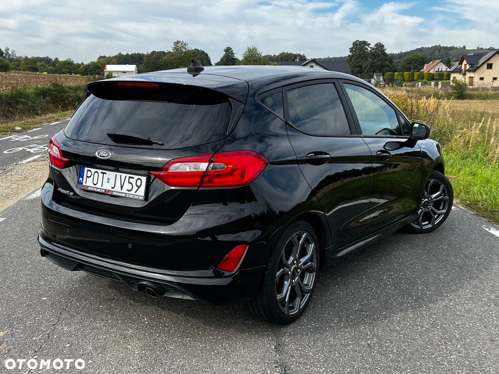 Ford Fiesta - 8
