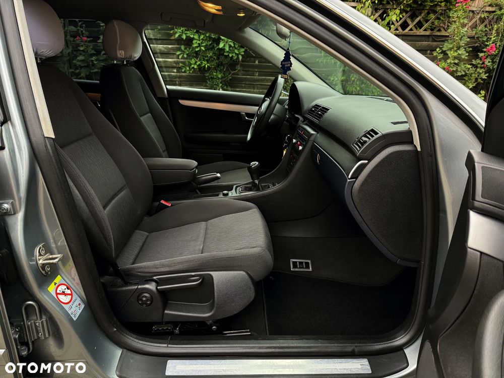 Audi A4 Avant 2.0 TDI - 5