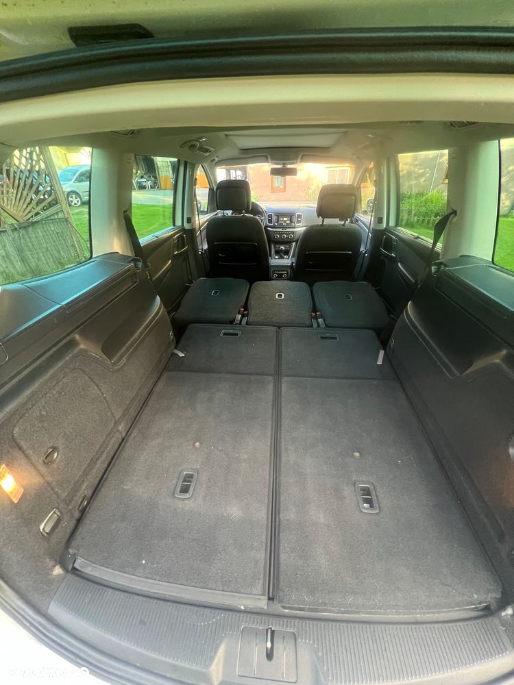 Volkswagen Sharan 2.0 TDI Highline - 16