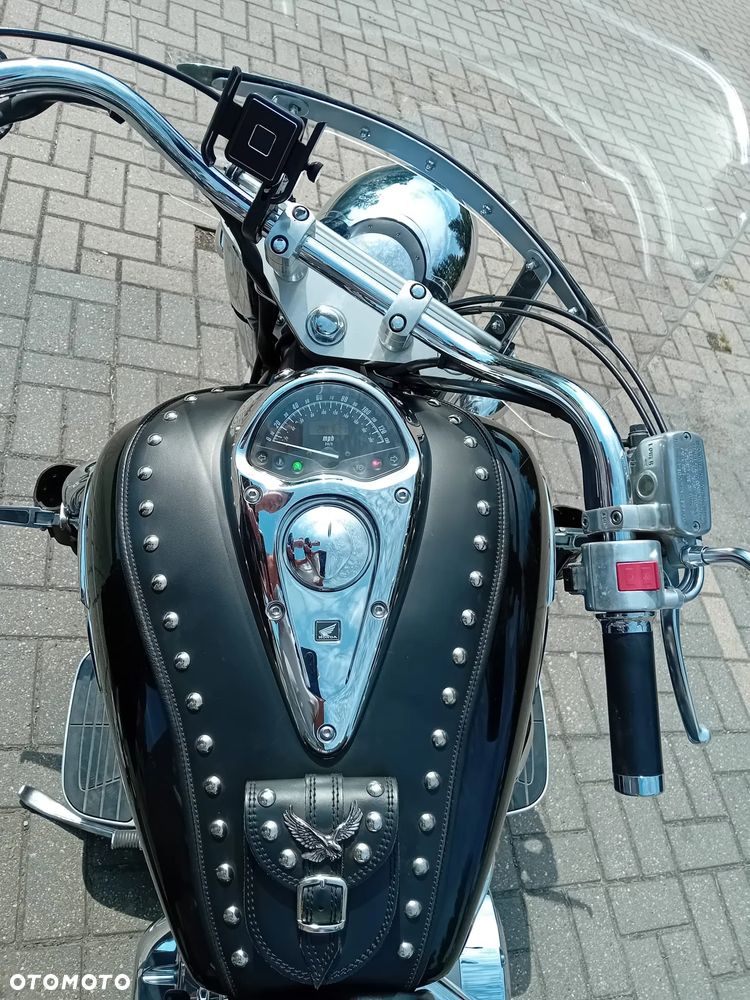 Honda VTX - 11
