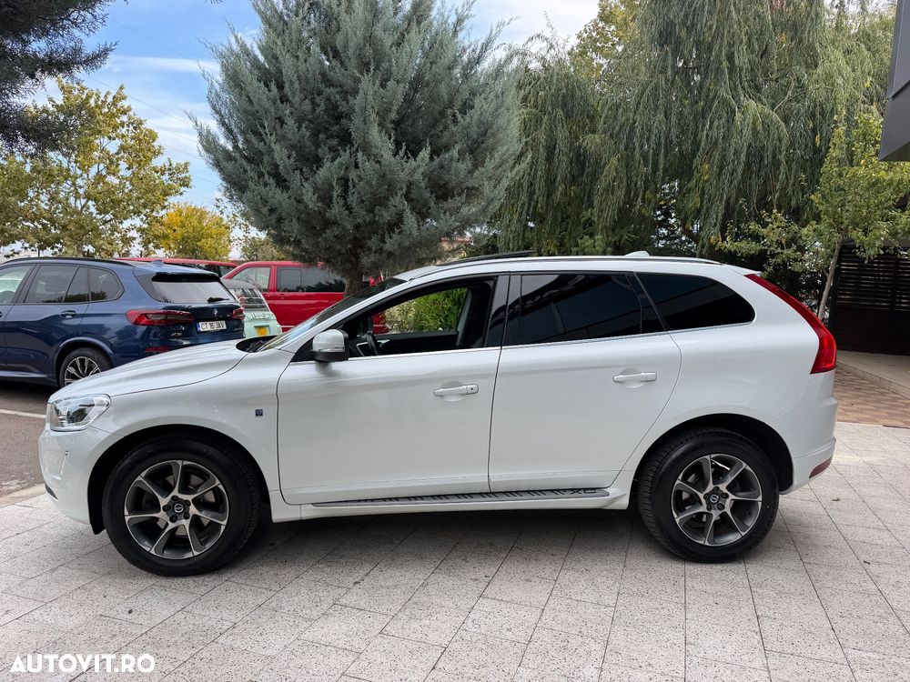 Volvo XC 60 D5 AWD Geartronic Ocean Race - 15