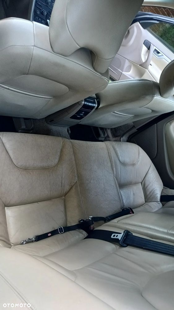 Volvo S60 2.4 D5 - 11
