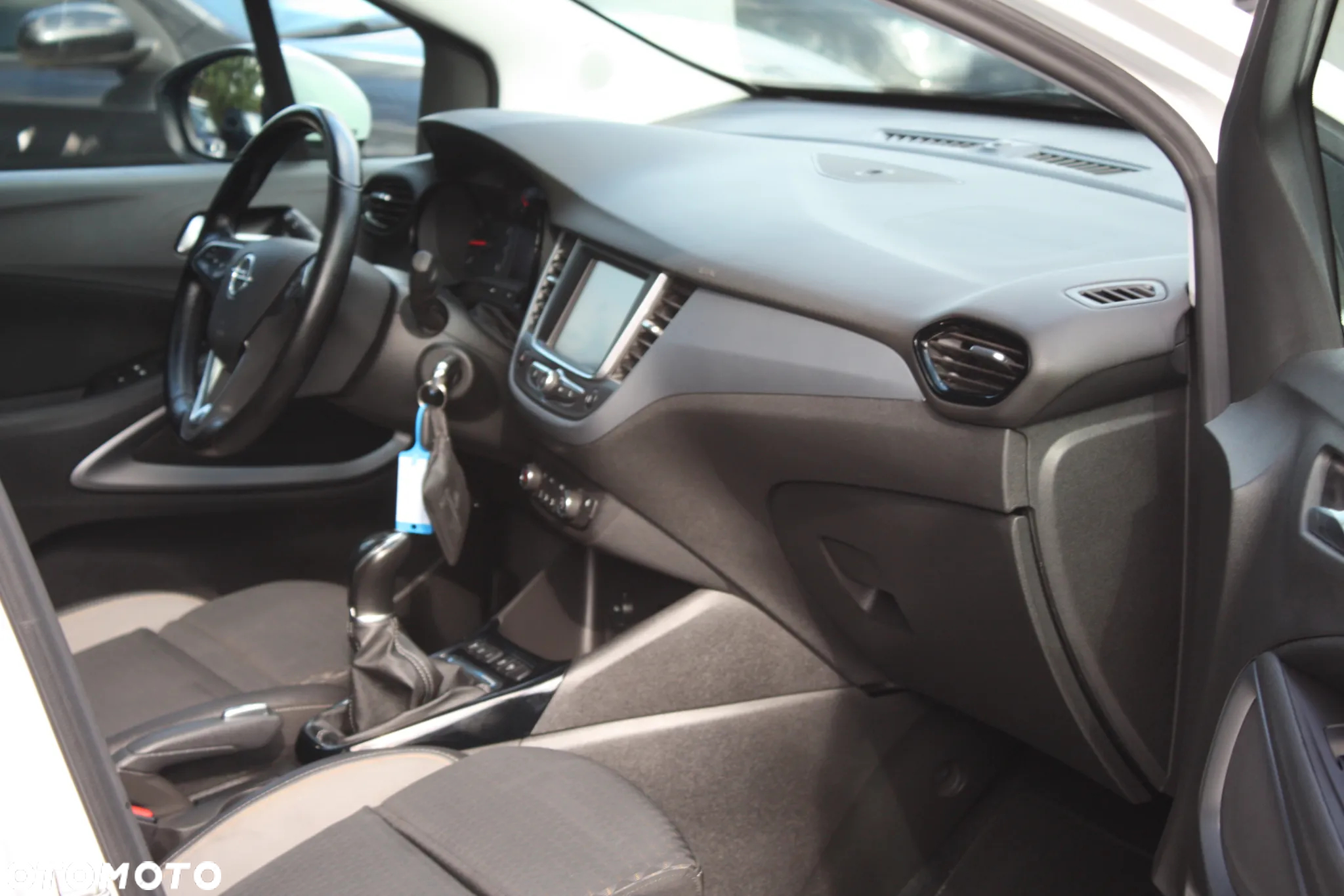 Opel Crossland X 1.2 T Edition S&S - 24