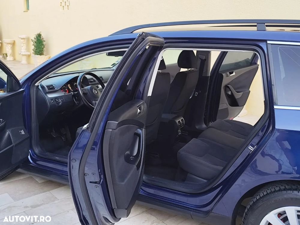 Volkswagen Passat - 8