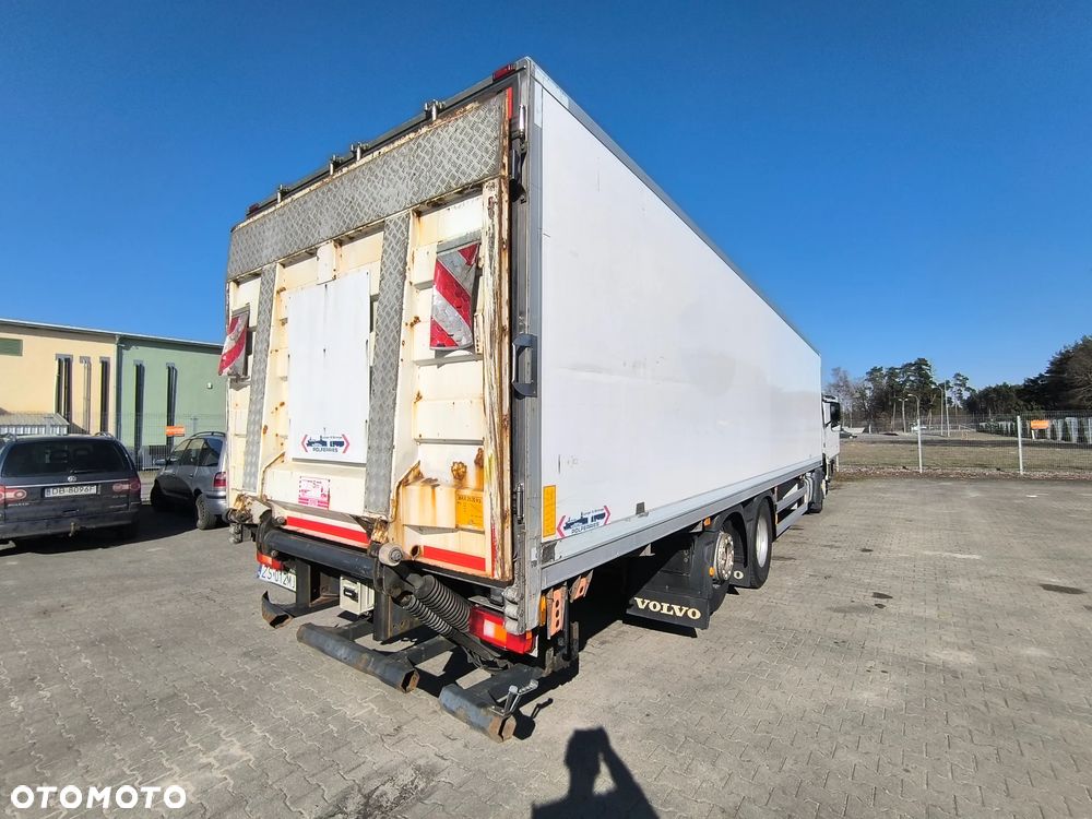 Volvo VOLVO FM 6x2 370 KM Chłodnia 23 EPAL - 7