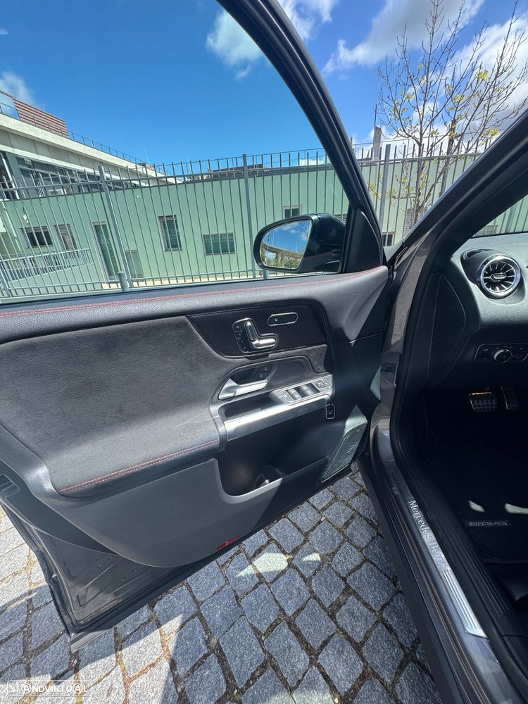 Mercedes-Benz GLB 200 d AMG Line - 8