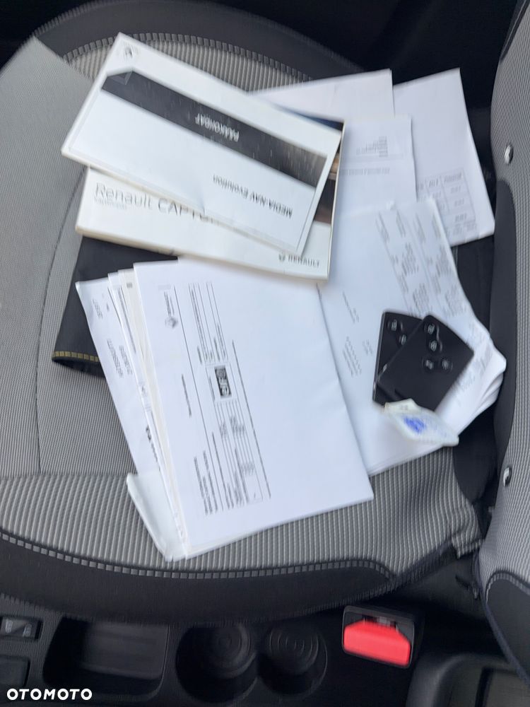 Renault Captur - 26