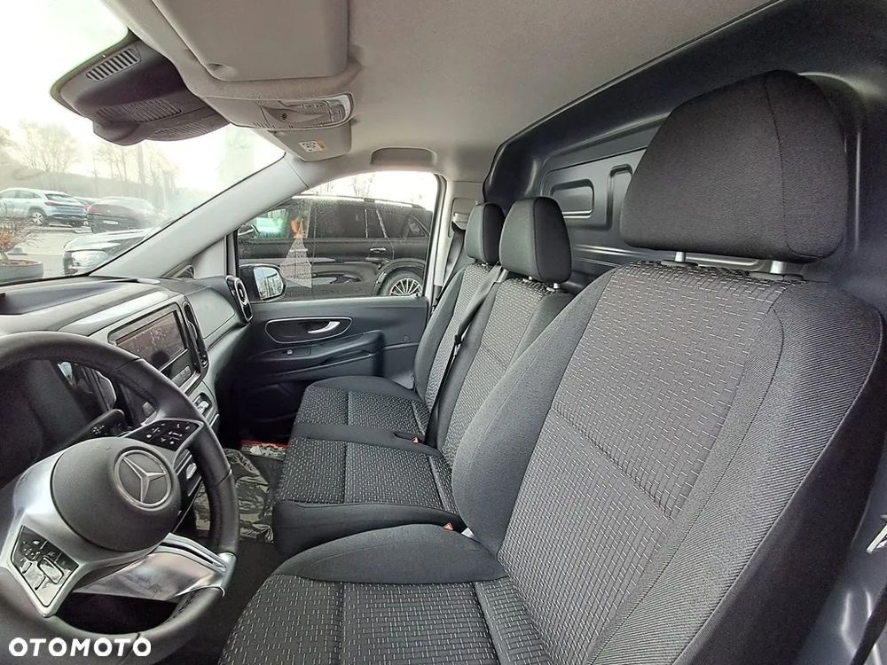 Mercedes-Benz eVito - 17