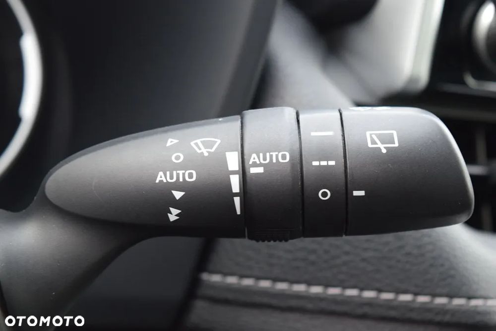 Toyota RAV4 2.5 Hybrid Comfort 4x2 - 18