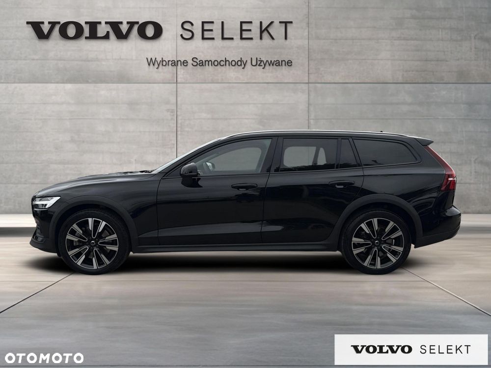 Volvo V60 Cross Country - 3