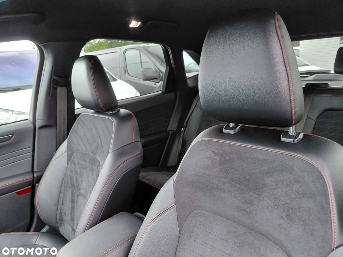 Ford Kuga - 16