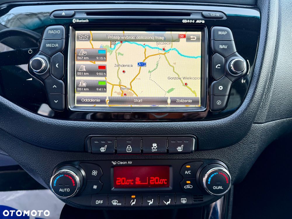 Kia Ceed - 36