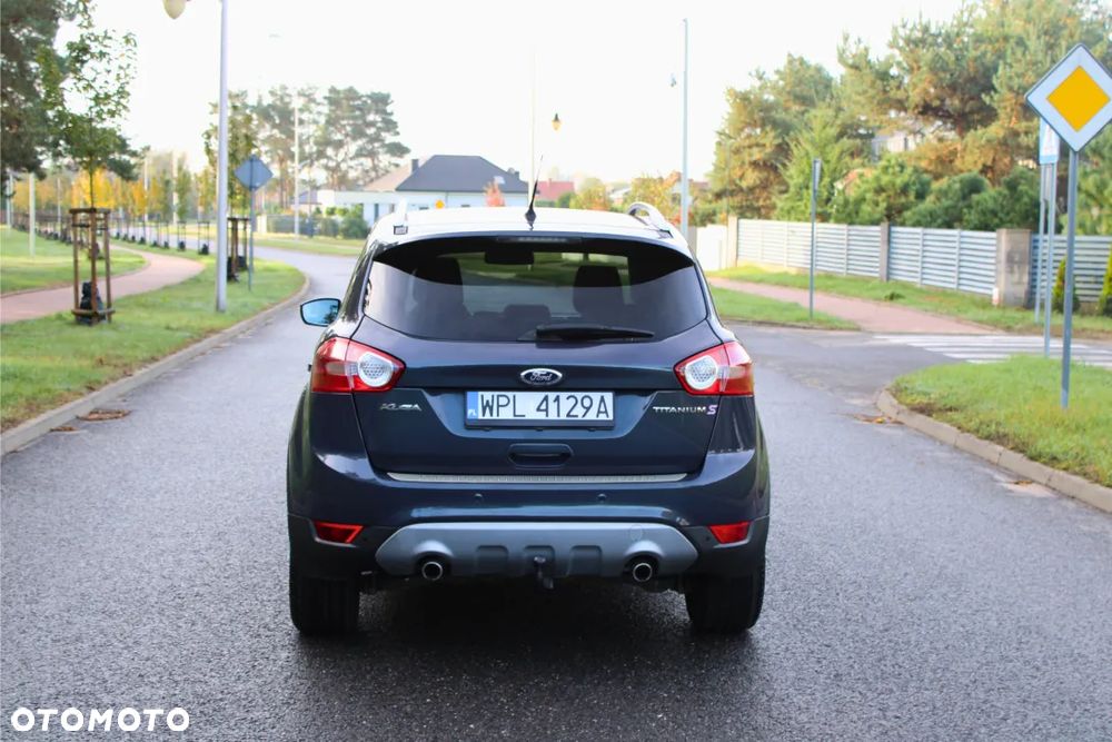 Ford Kuga 2.0 TDCi 2x4 Titanium - 8
