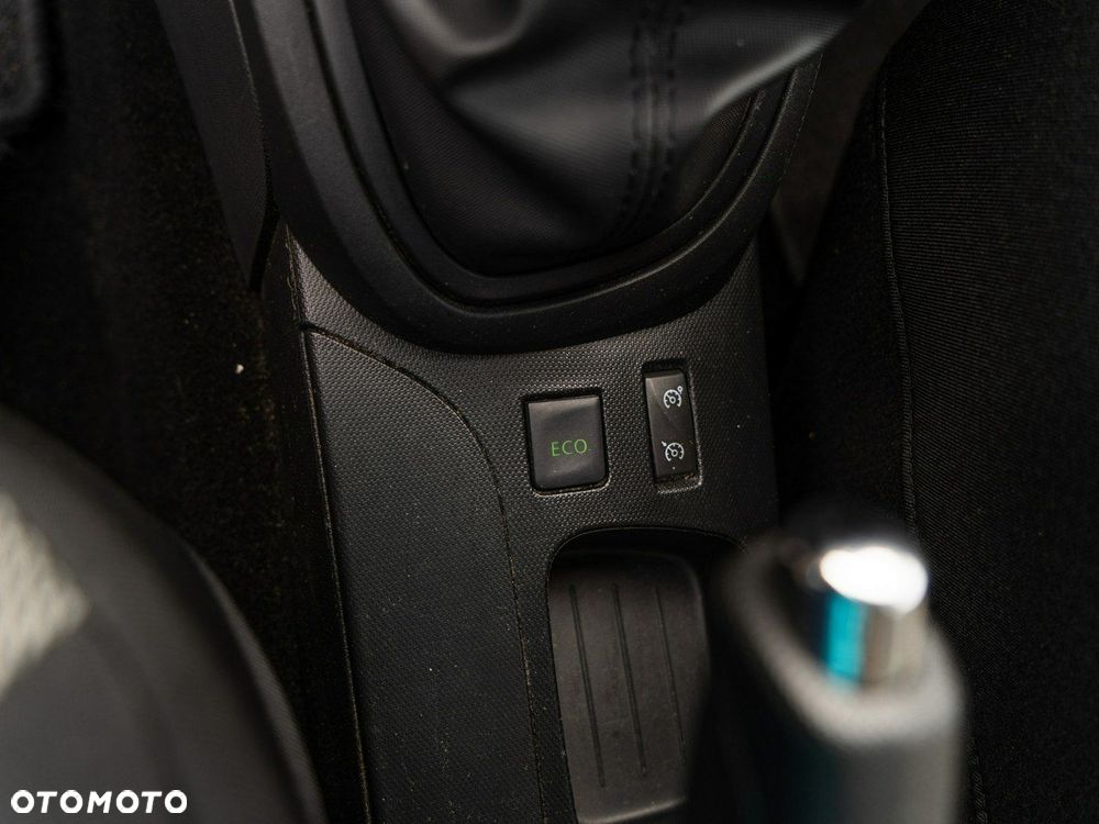 Renault Captur - 26