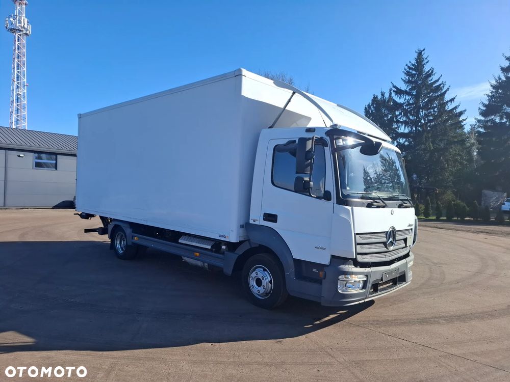 Mercedes-Benz Atego 818 - 1