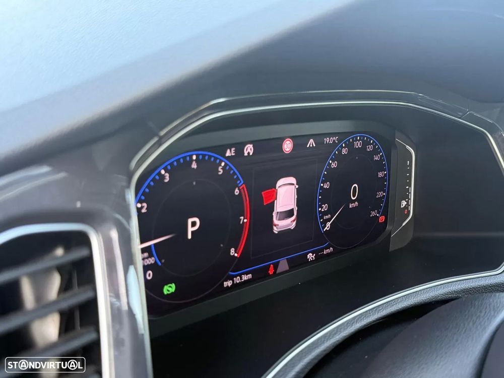 VW T-Roc 1.5 TSI Sport DSG - 21