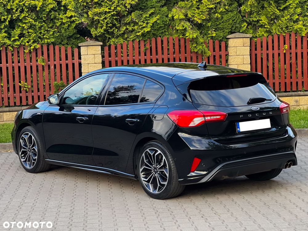 Ford Focus 1.5 EcoBoost ST-Line - 17