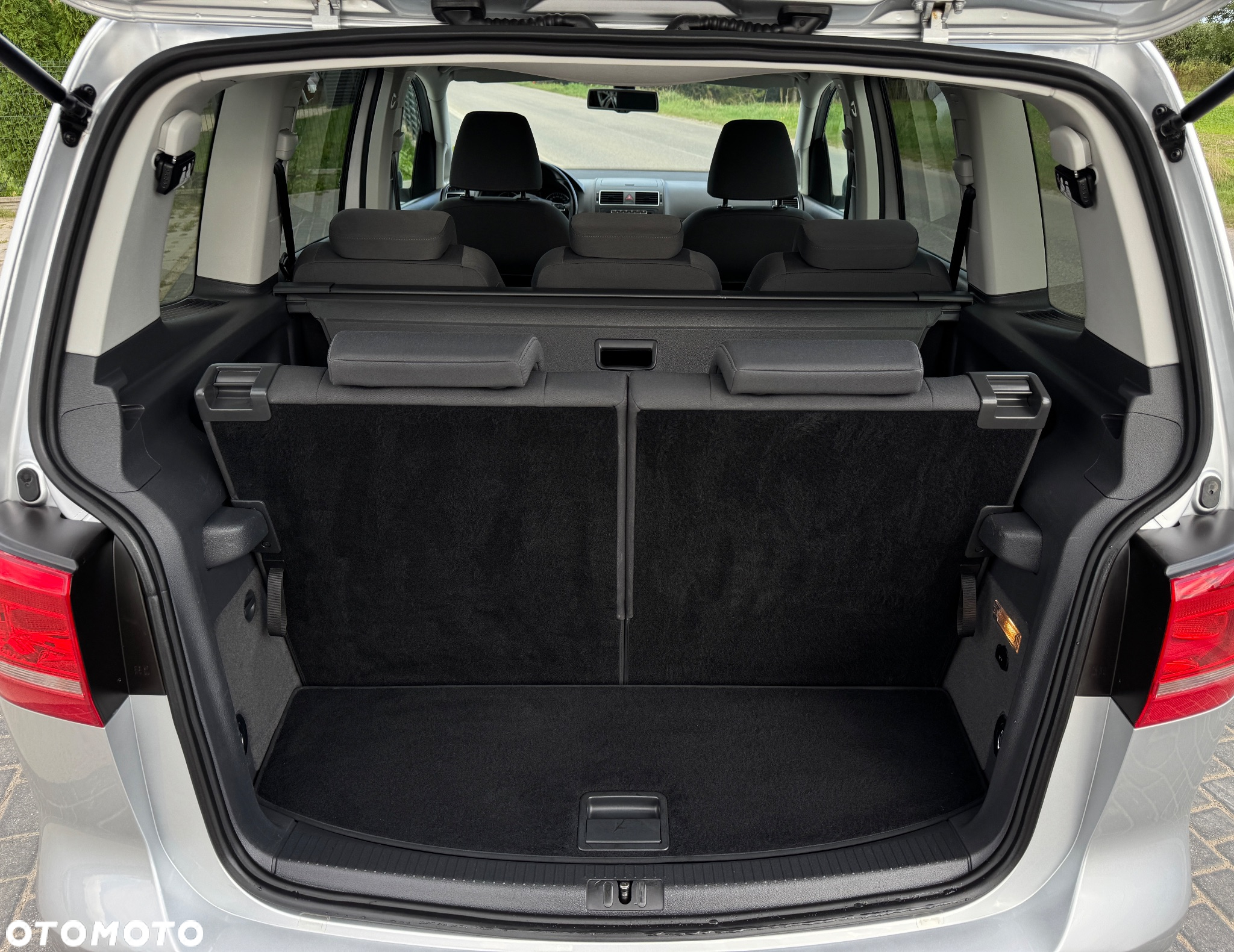 Volkswagen Touran 2.0 TDI DPF DSG Cross - 20