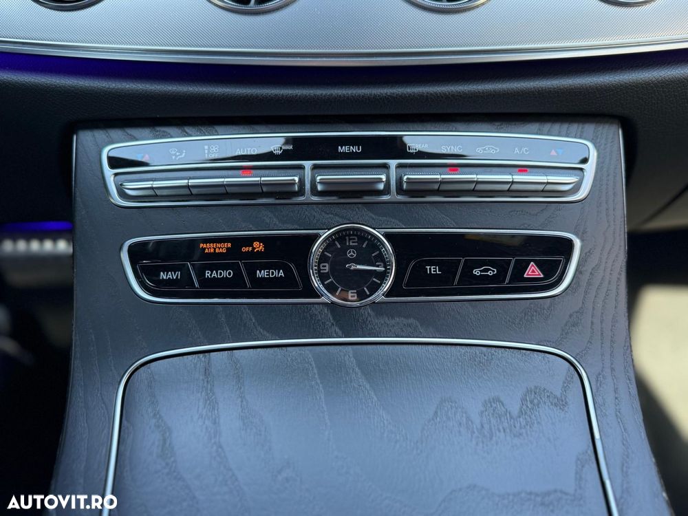 Mercedes-Benz E 200 Coupe Aut. - 18