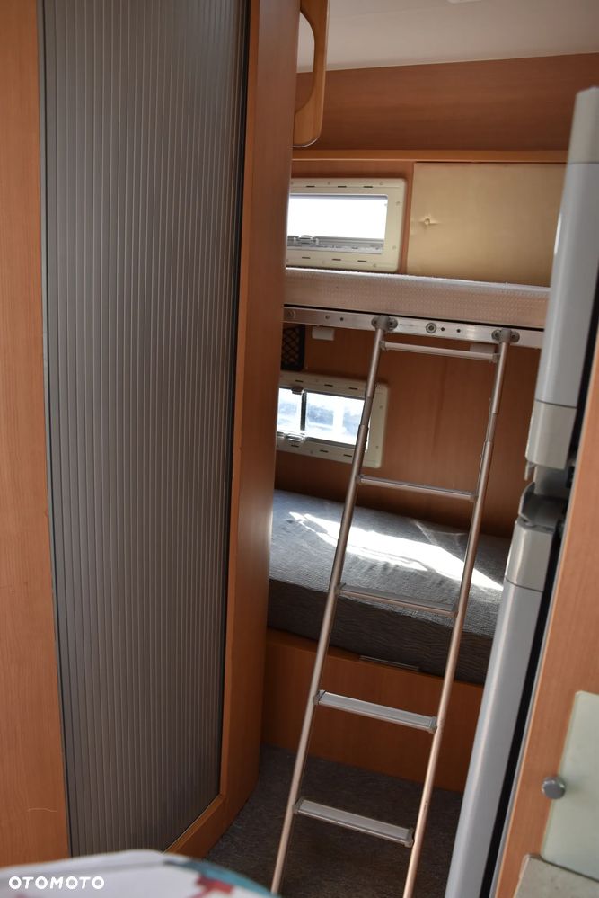 Ford CHAUSSON FLASH 22 - 27