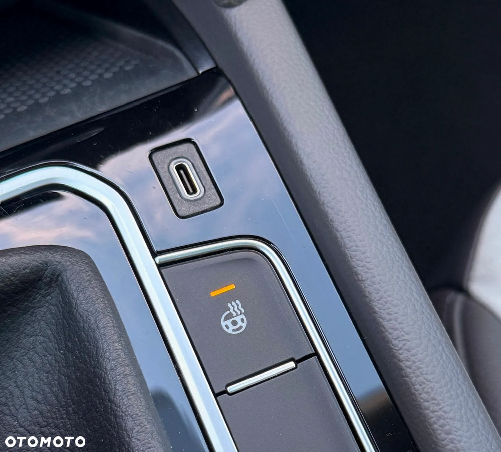 Volkswagen Arteon 2.0 TDI SCR Elegance DSG - 24