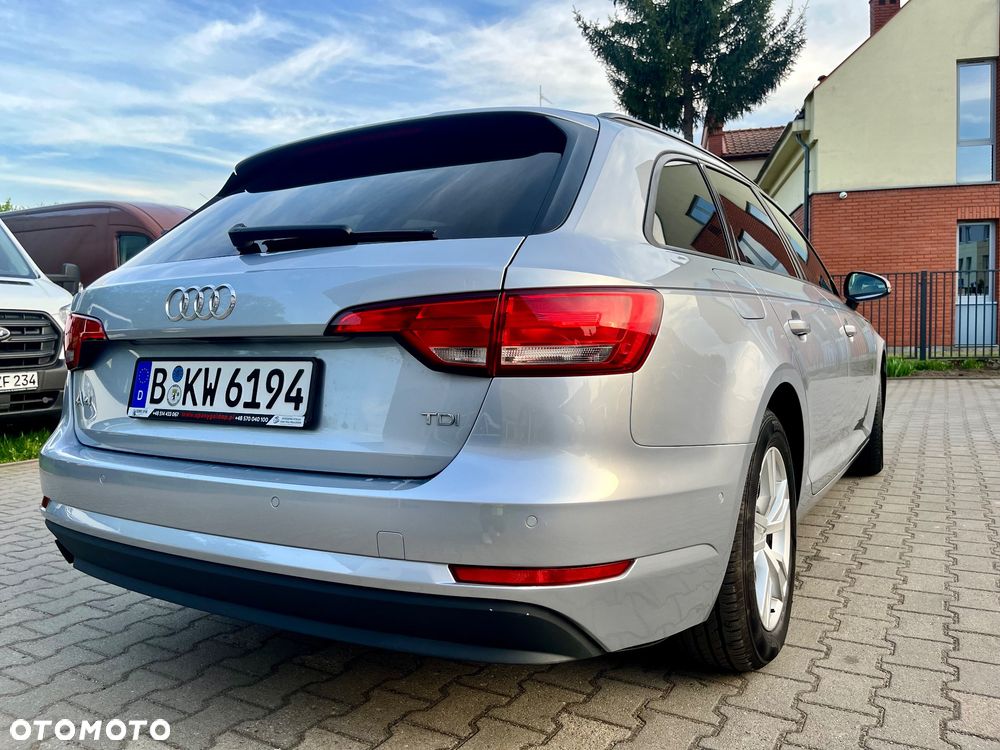 Audi A4 Avant - 11