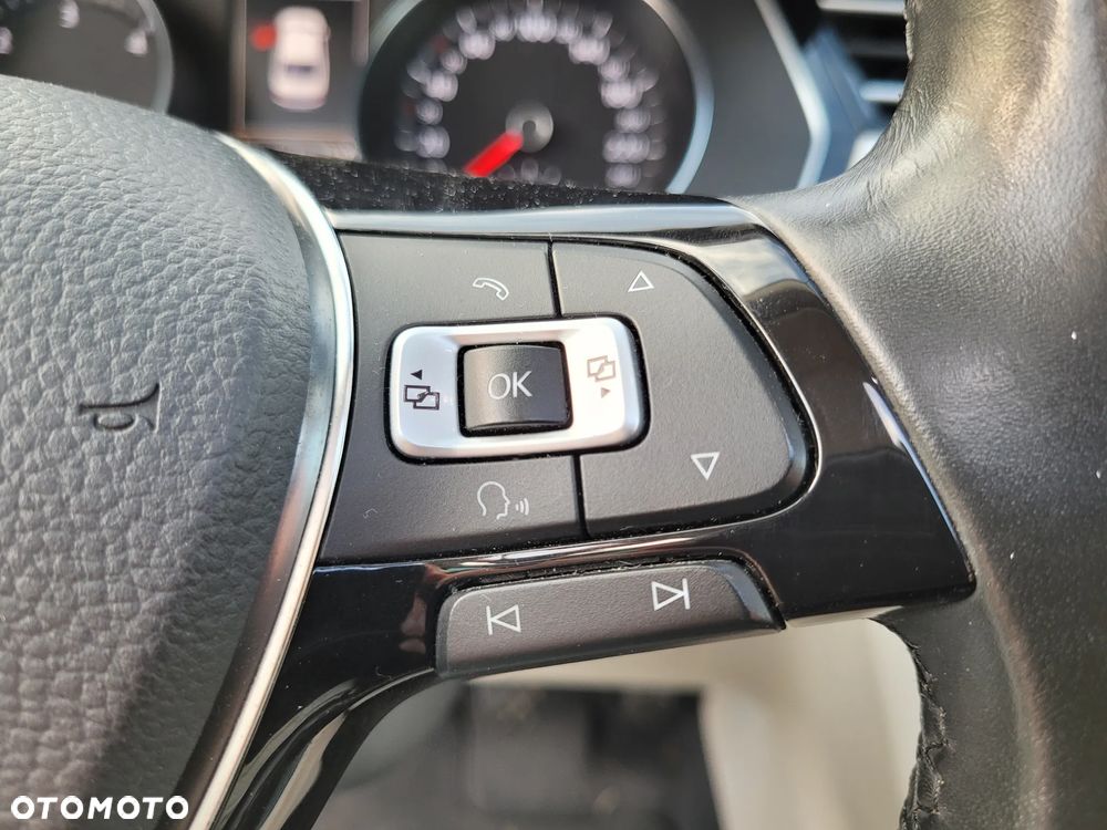 Volkswagen Passat 2.0 TDI BMT Comfortline - 16