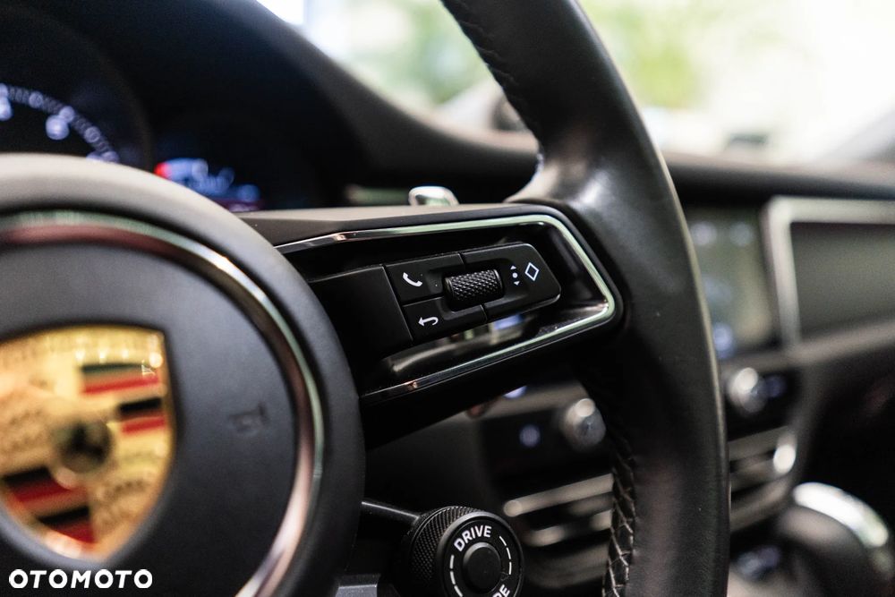 Porsche Macan Standard - 14