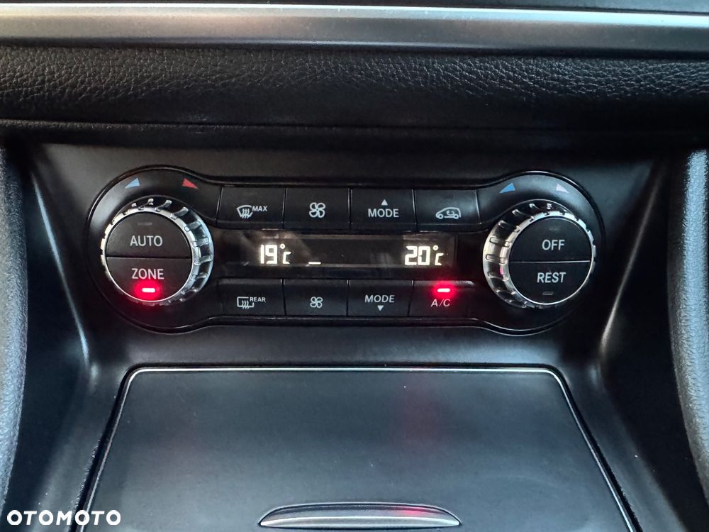 Mercedes-Benz CLA 180 d 7G-DCT Peak Edition - 16
