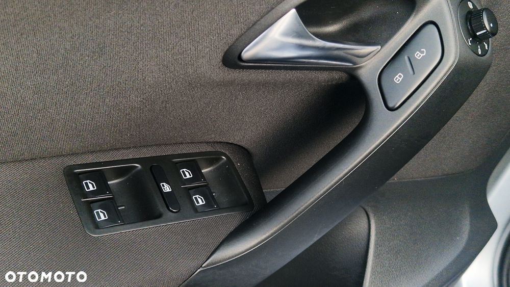 Volkswagen Polo 1.4 Comfortline - 21