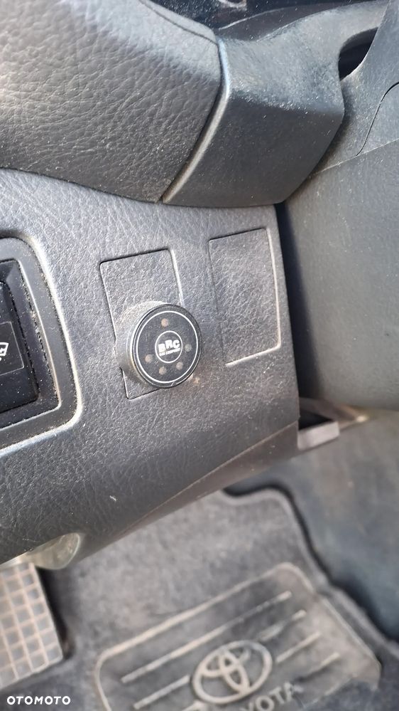 Toyota Avensis 1.8 VVT-i Sol - 6