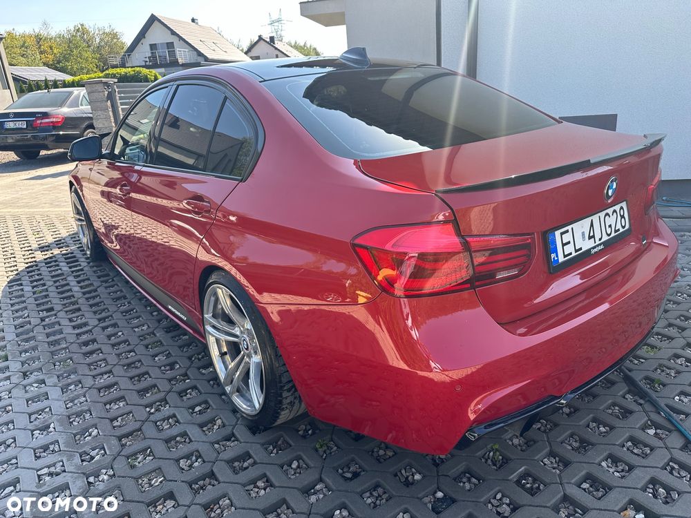 BMW Seria 3 ver-330i-xdrive-m-sport - 3