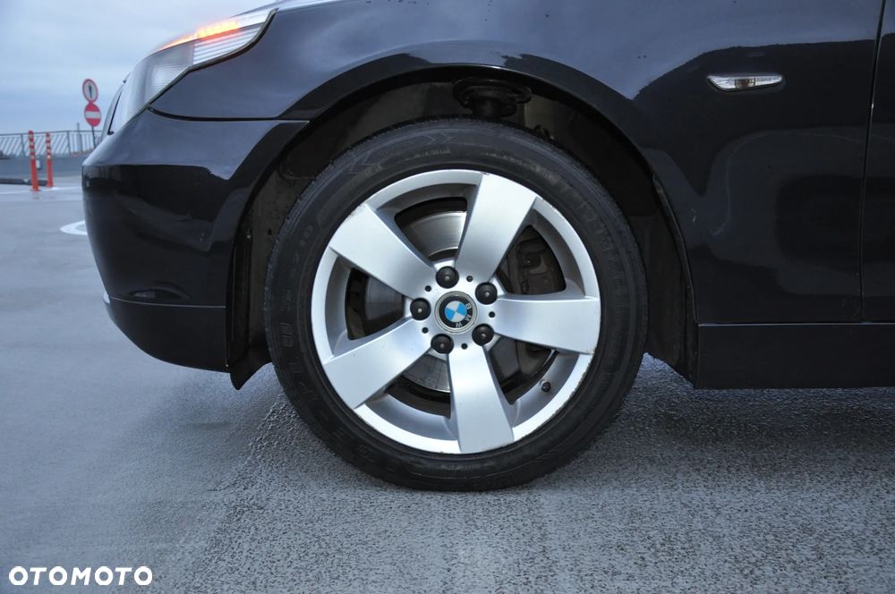 BMW Seria 5 - 12