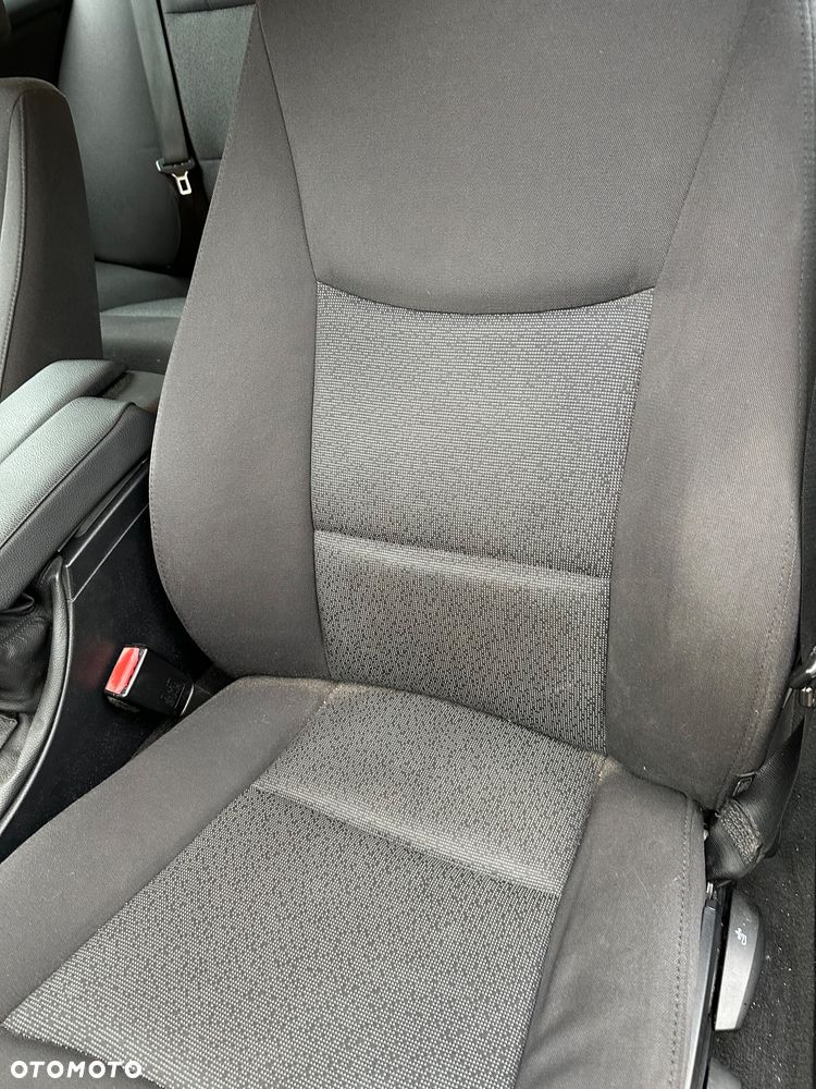 BMW Seria 3 - 16